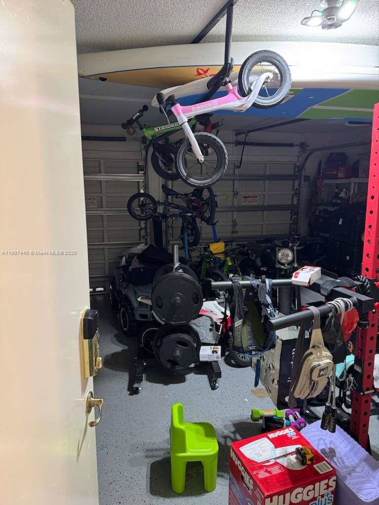 DORAL LANDINGS EAST - Residential