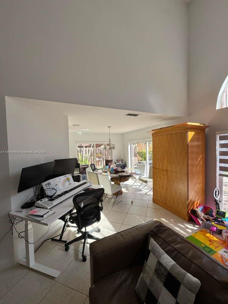 DORAL LANDINGS EAST - Residential