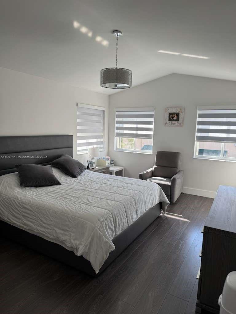 DORAL LANDINGS EAST - Residential