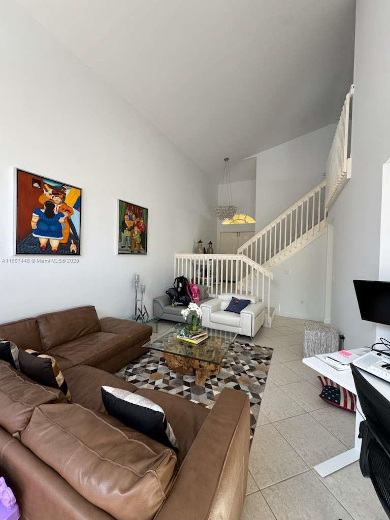 DORAL LANDINGS EAST - Residential