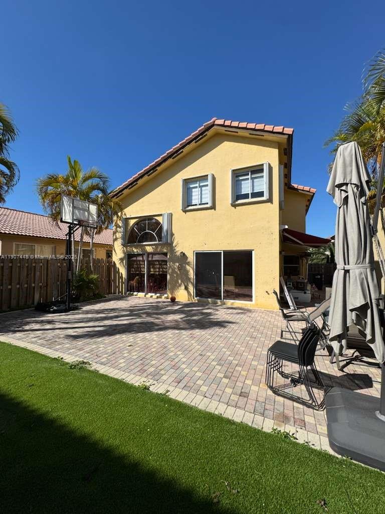 DORAL LANDINGS EAST - Residential