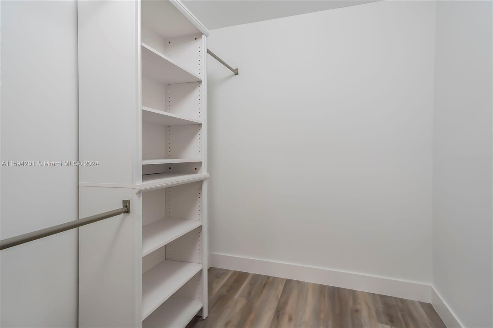 VICTORIA VILLAGE D CONDO - Residential