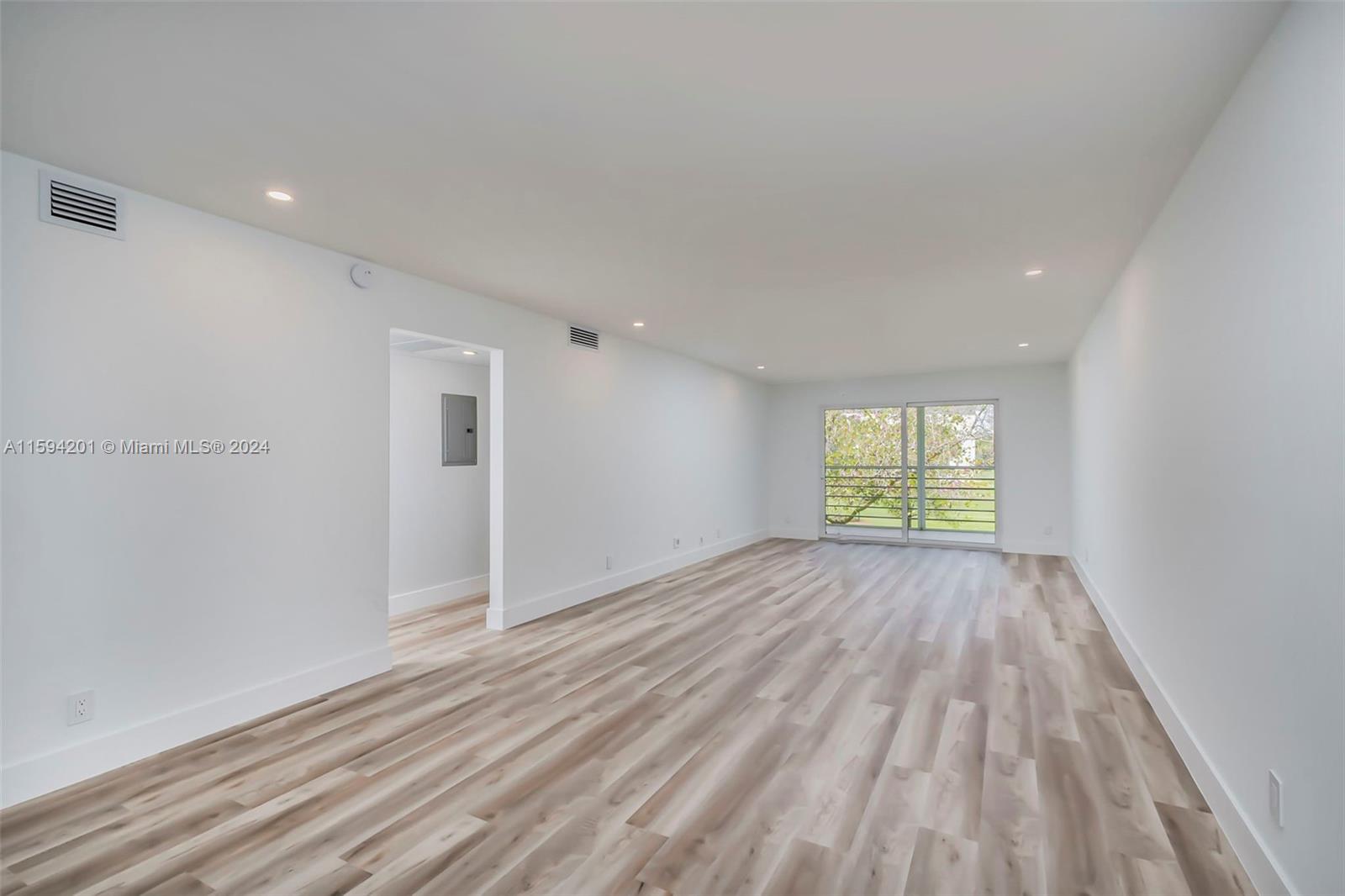 VICTORIA VILLAGE D CONDO - Residential