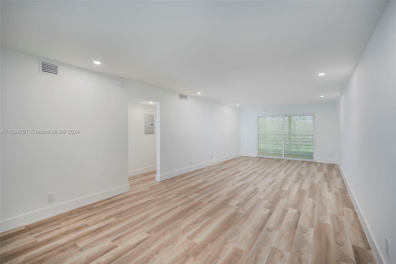 VICTORIA VILLAGE D CONDO - Residential