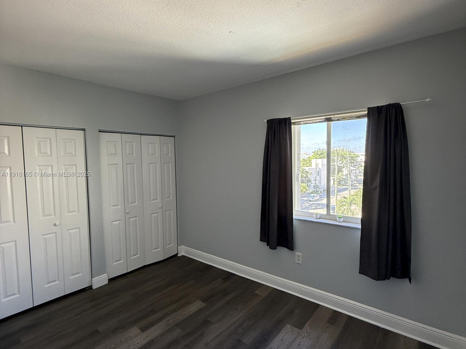 RIVER BREEZE CONDO - Residential