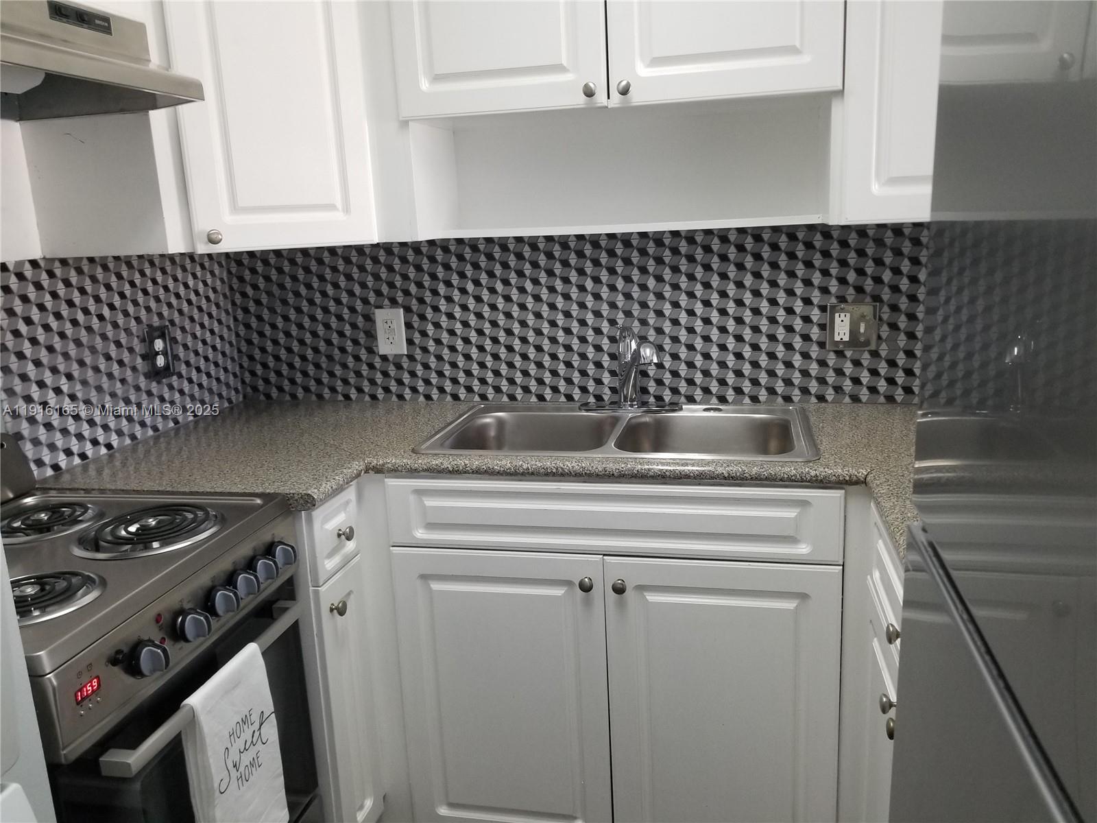 RIVER BREEZE CONDO - Residential