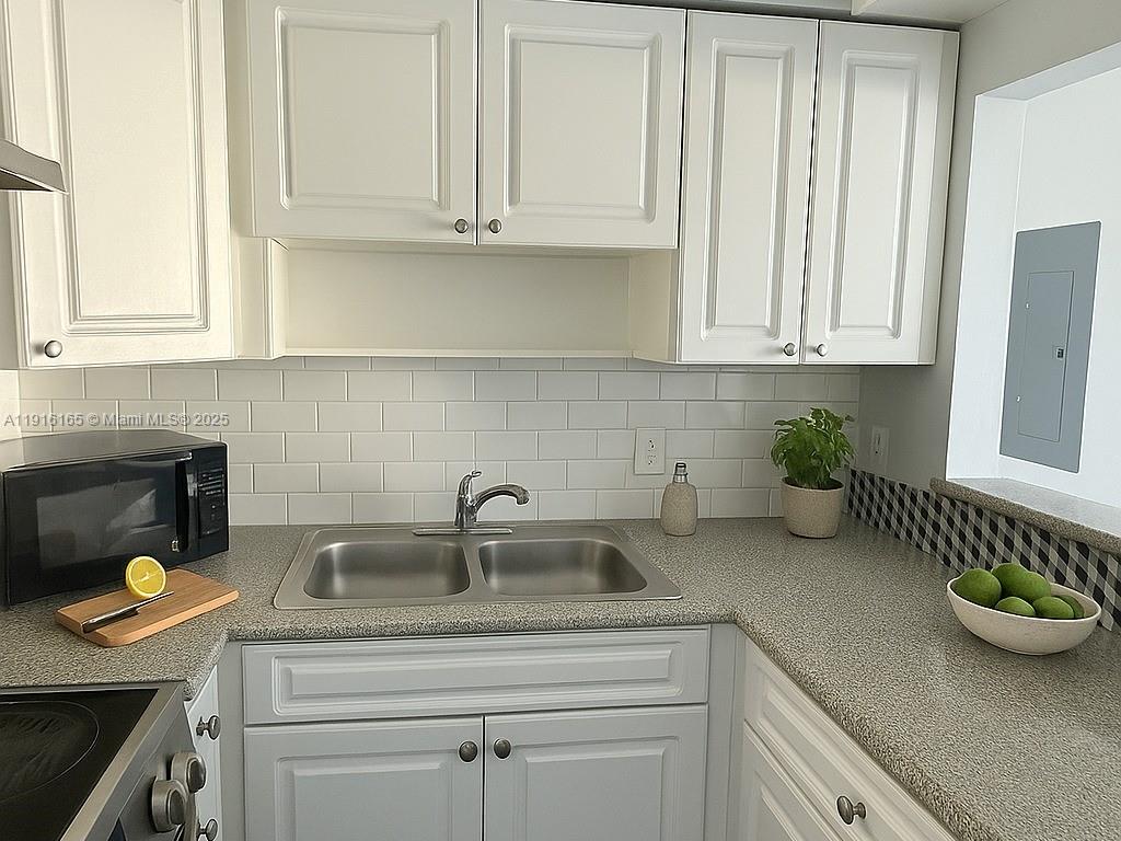 RIVER BREEZE CONDO - Residential