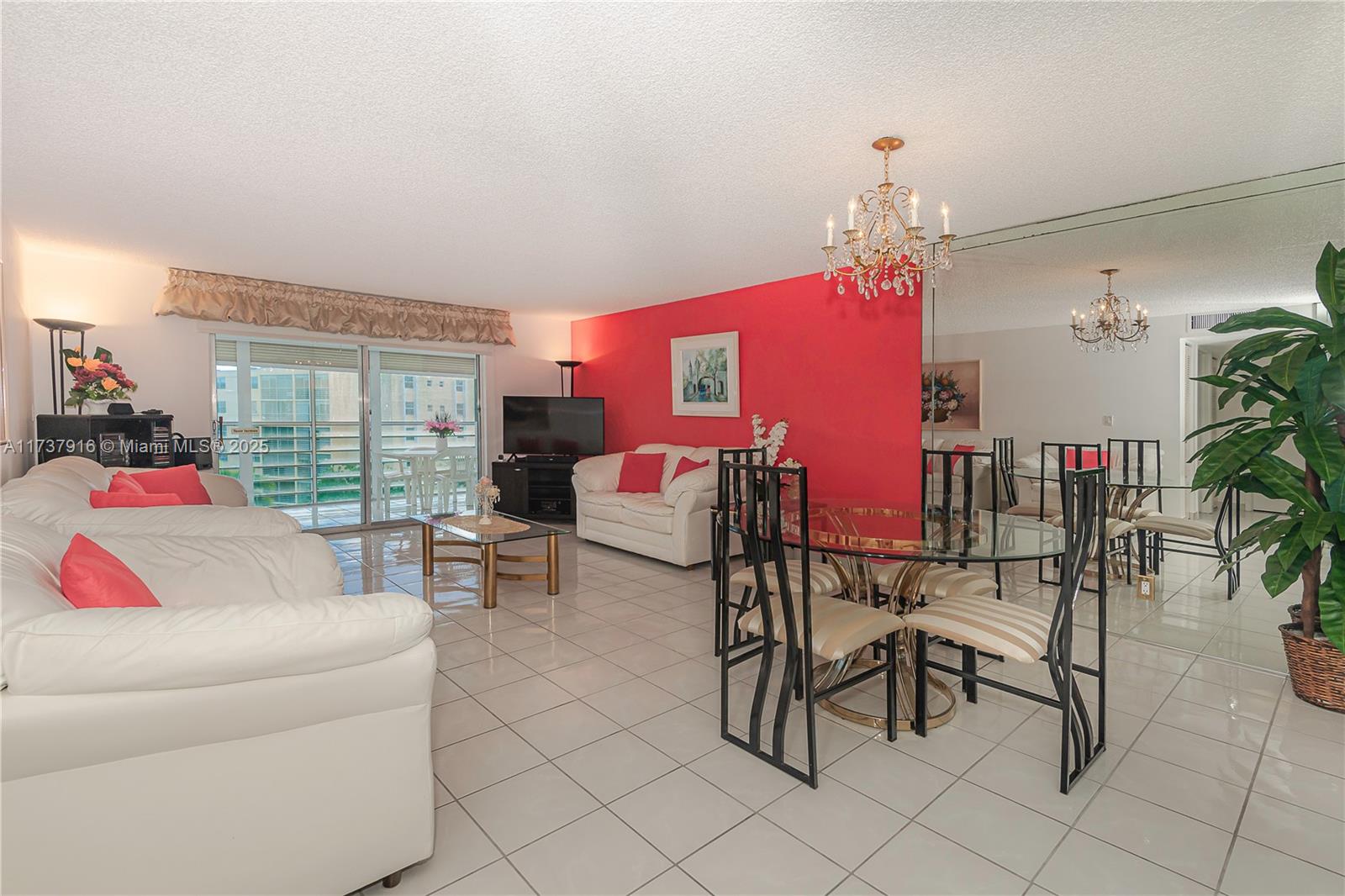 MEADOWBROOK LAKES VIEW CO - Residential