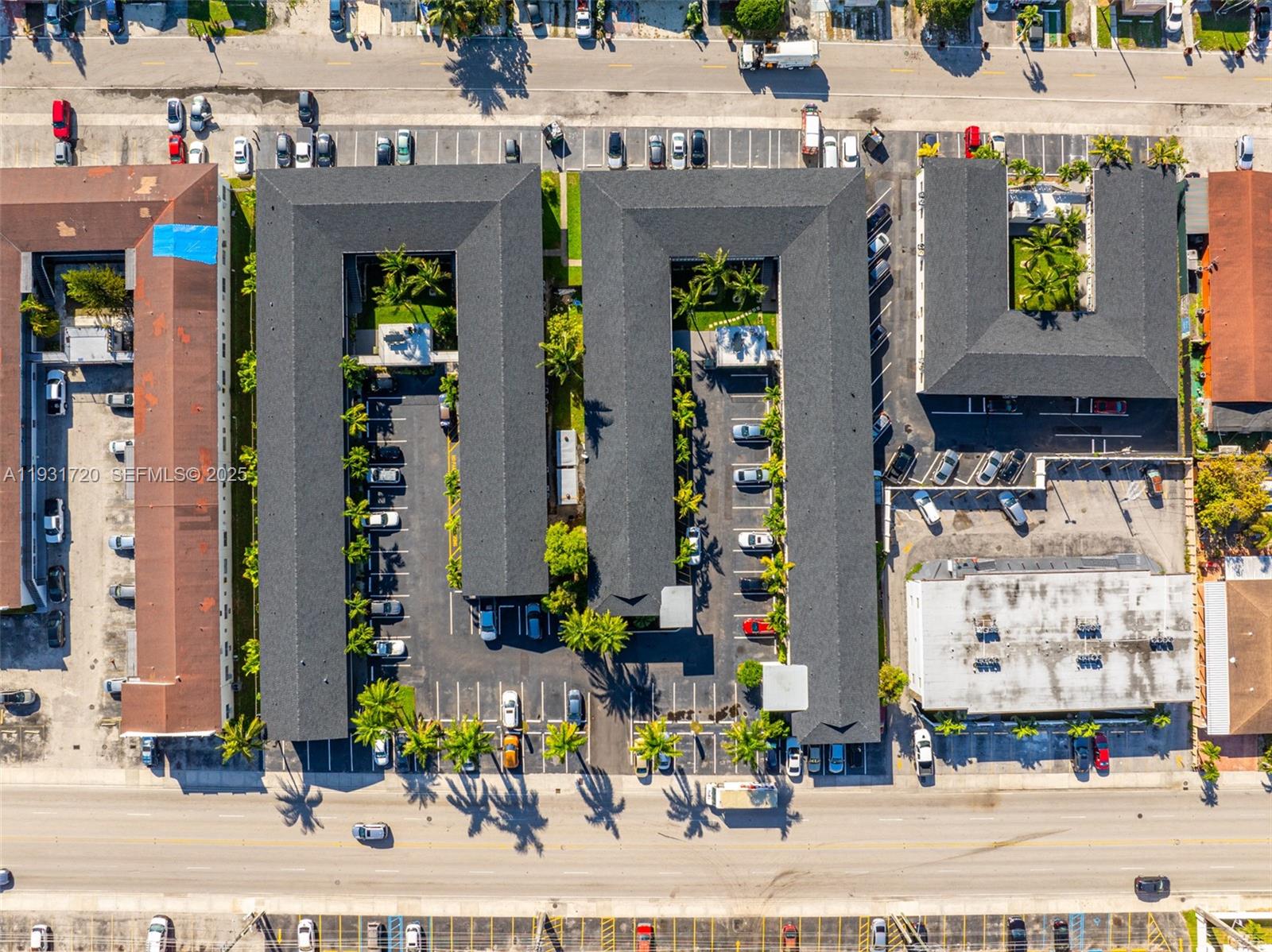 FLA FRUIT LAND CO SUB - Residential Lease