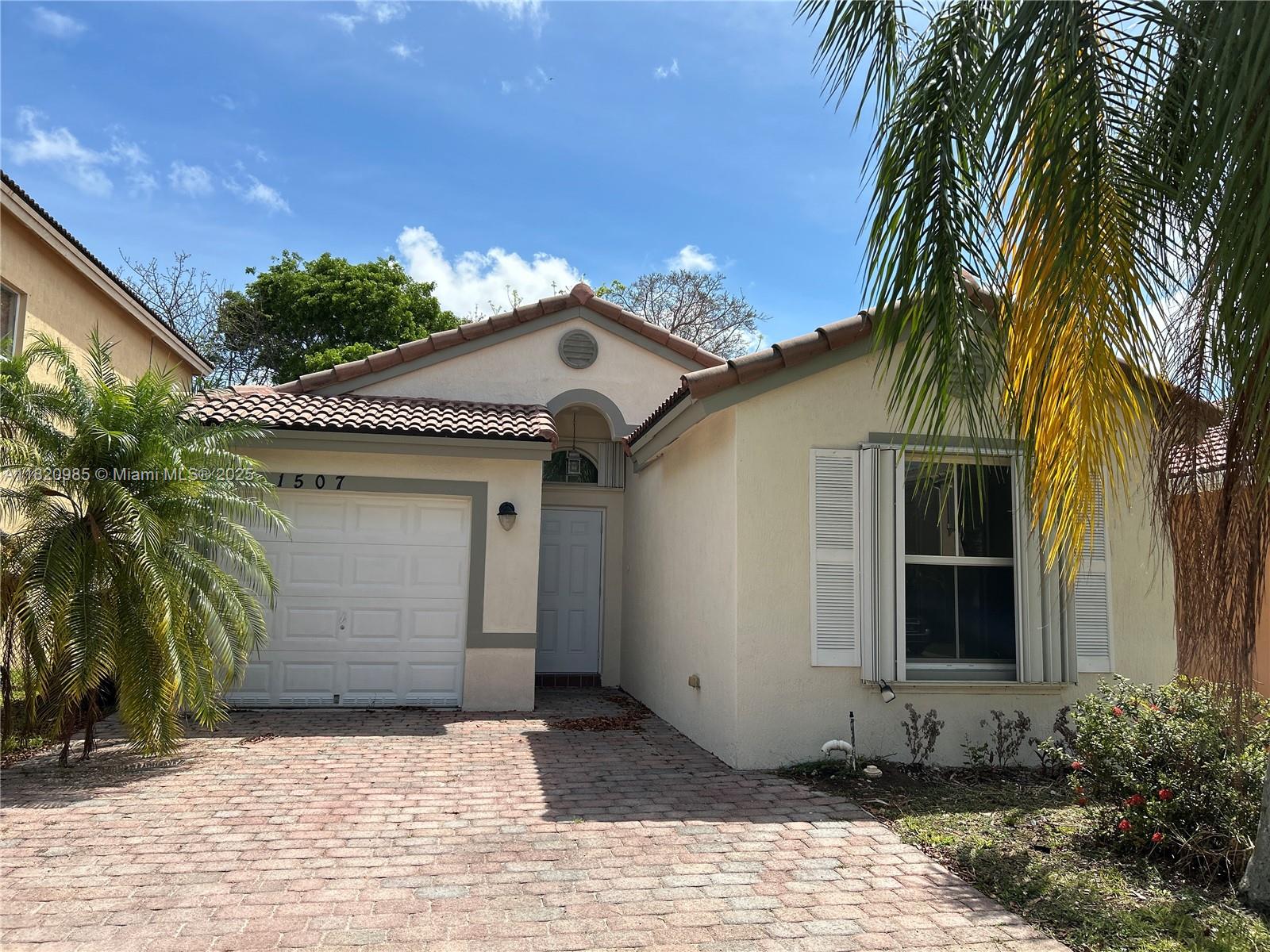 Property for Sale at 1507 Se 20th Rd, Homestead, Miami-Dade County, Florida - Bedrooms: 3 
Bathrooms: 2  - $429,900