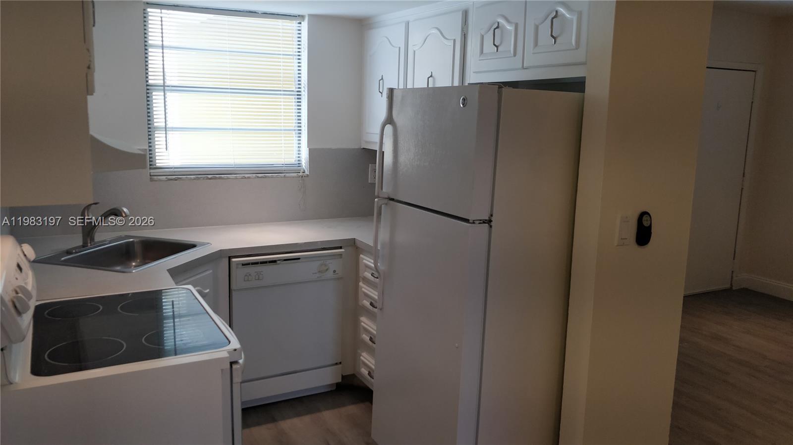 MOONRAKER CONDO - Residential Lease