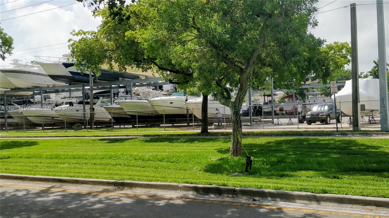 MOONRAKER CONDO - Residential Lease