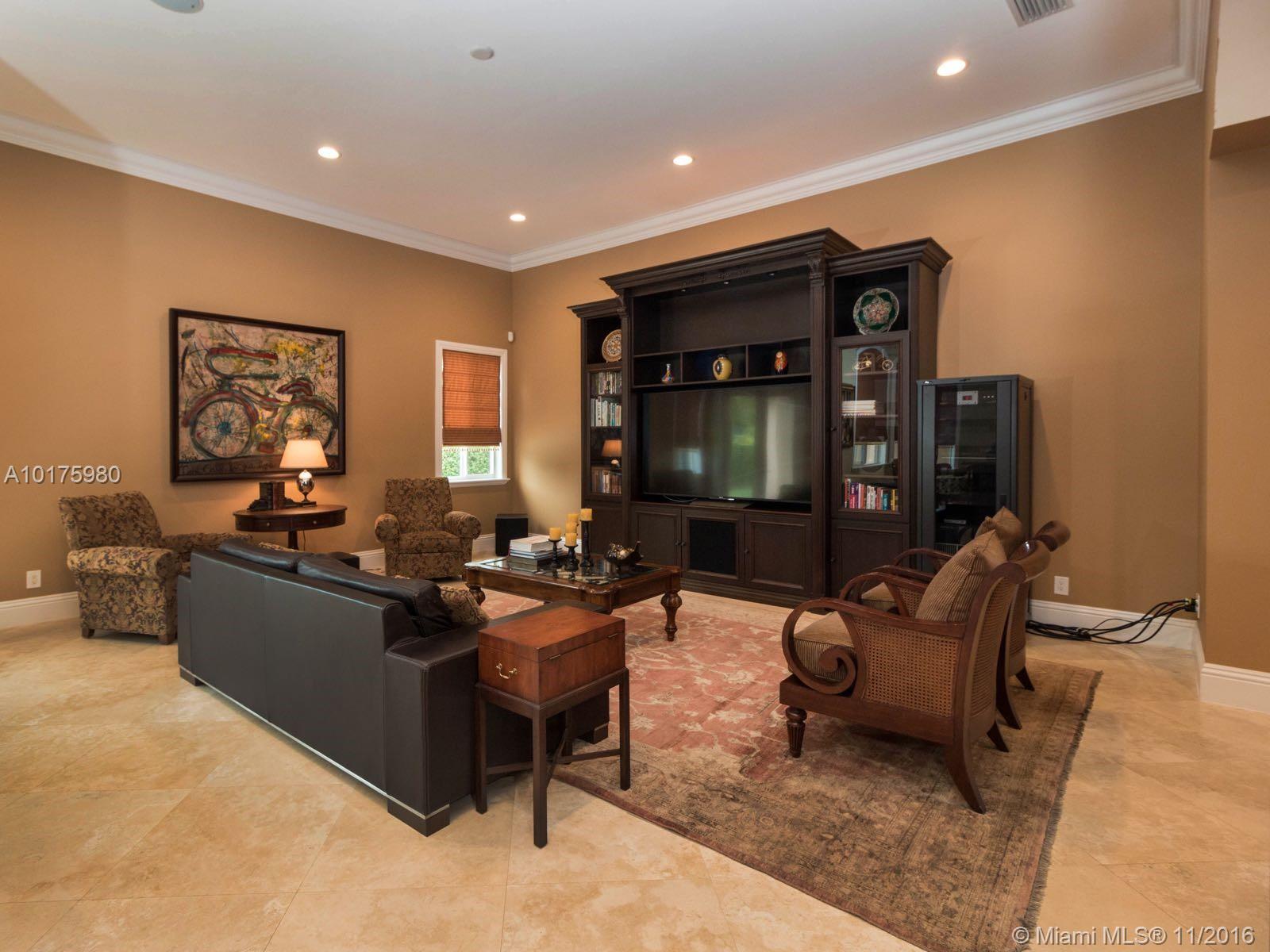 TRIPLE C. ESTATES - Residential