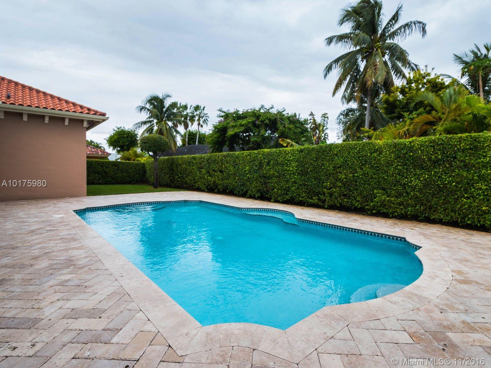 TRIPLE C. ESTATES - Residential