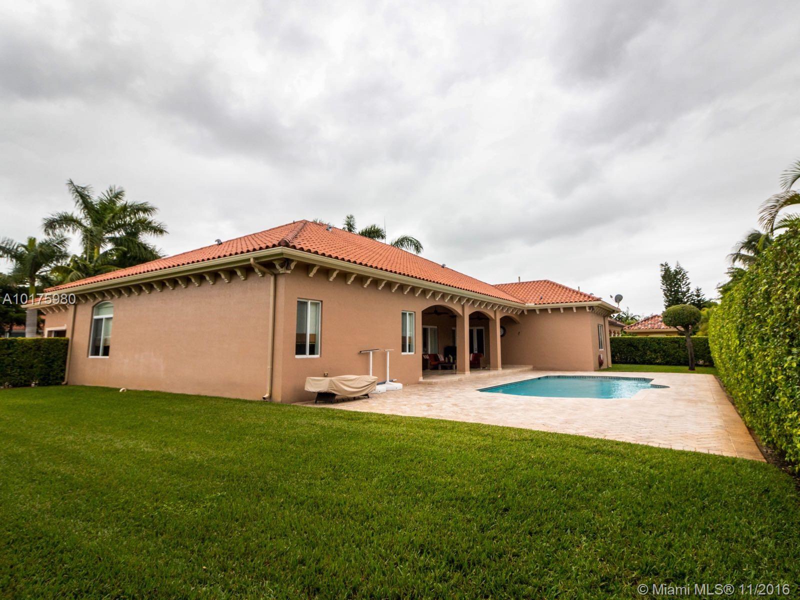 TRIPLE C. ESTATES - Residential