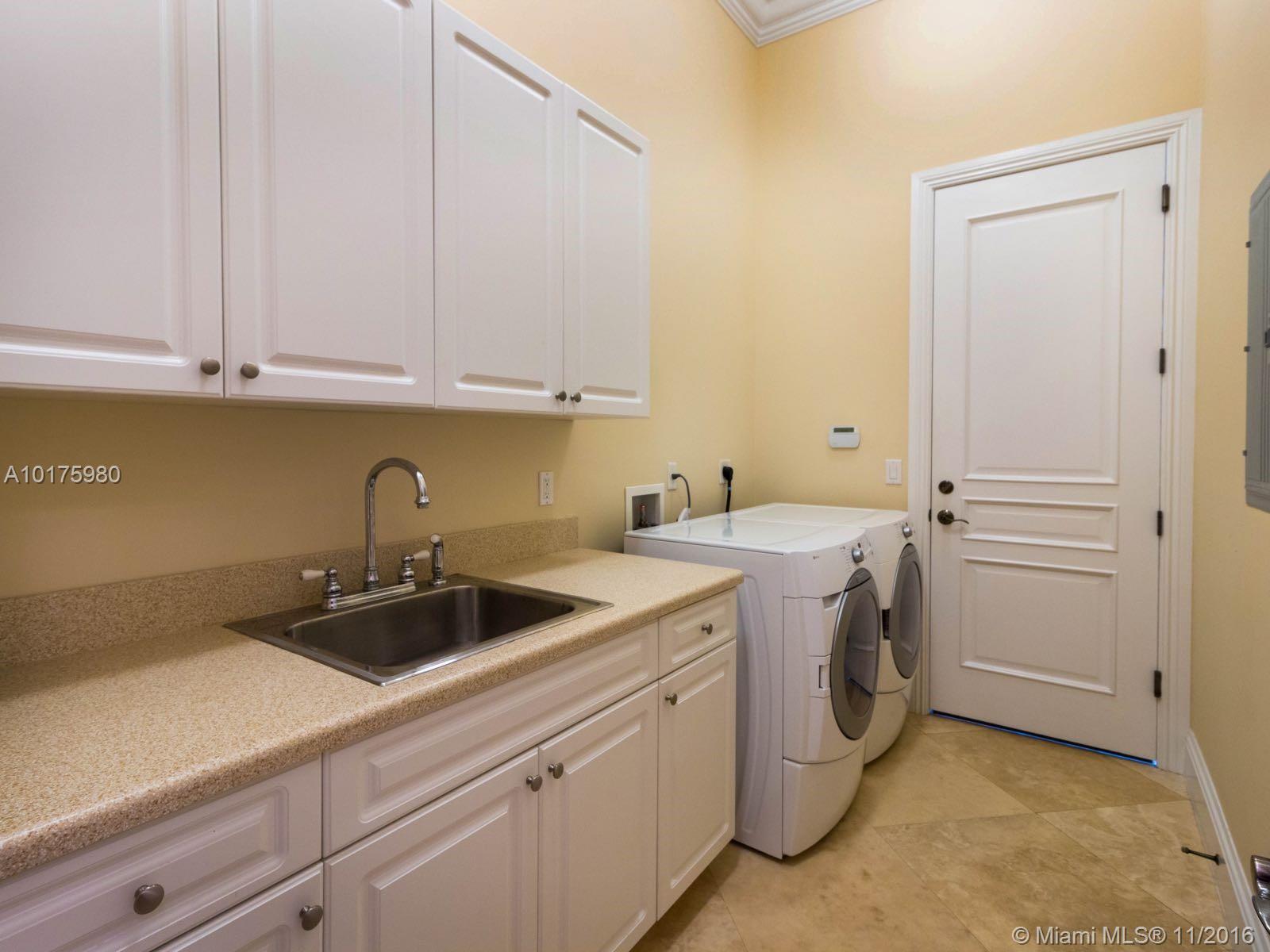 TRIPLE C. ESTATES - Residential