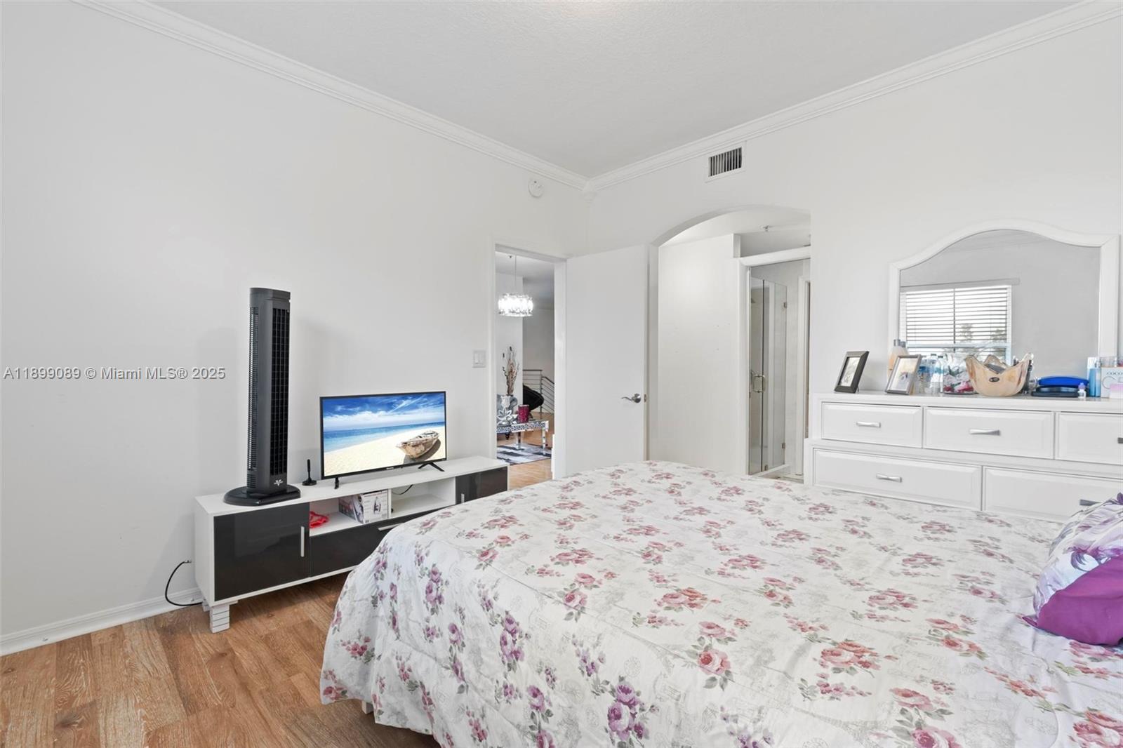 THE COURTS AT DORAL ISLES - Residential