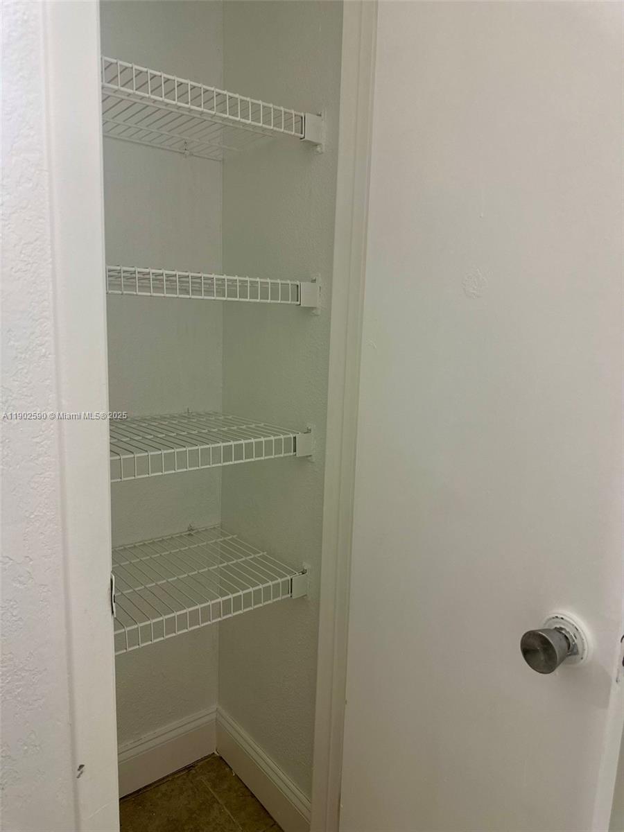 BISCAYNE BEACH CLUB CONDO - Residential