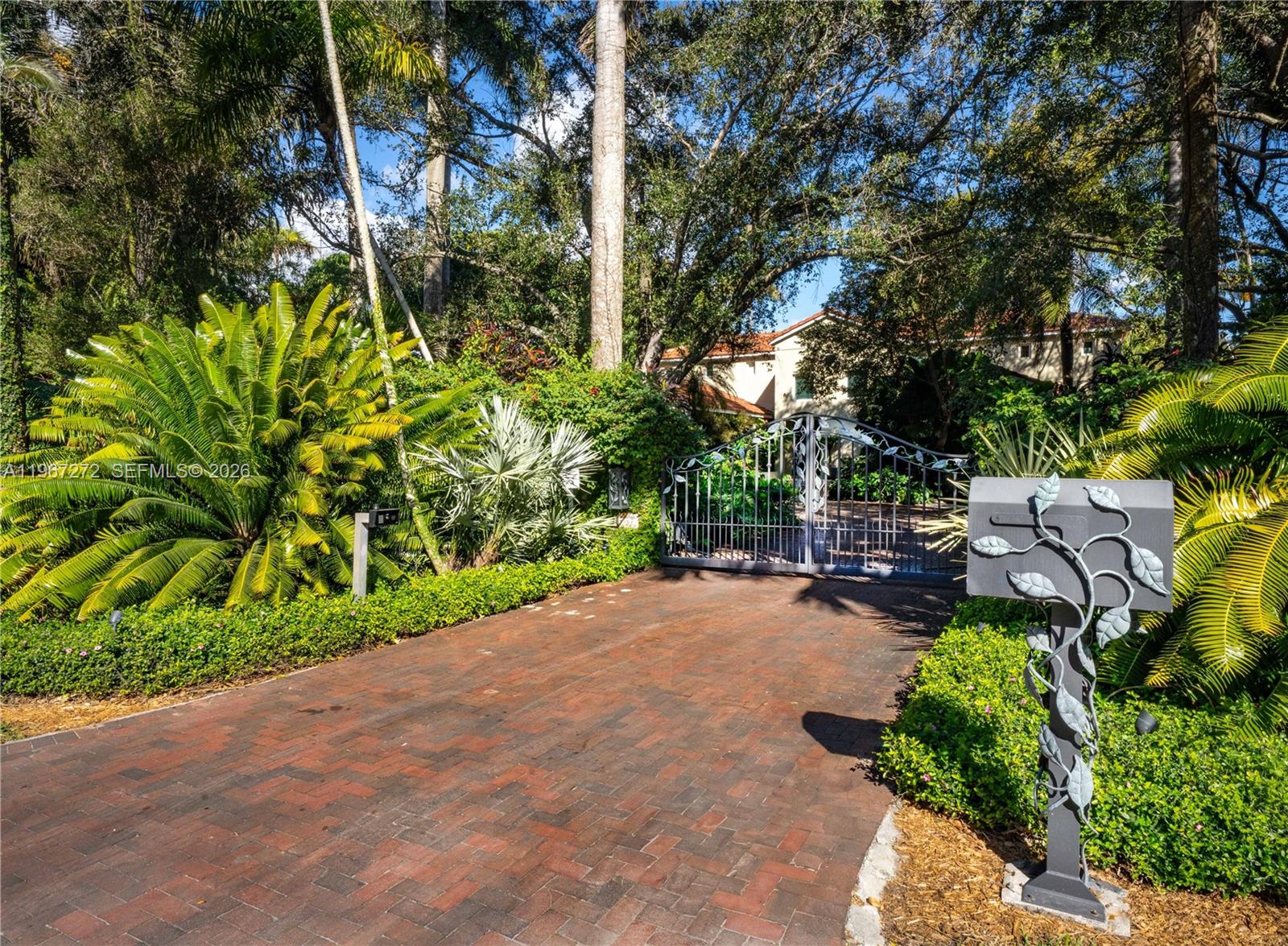 COCOA PLUM HEIGHTS SUB - Residential