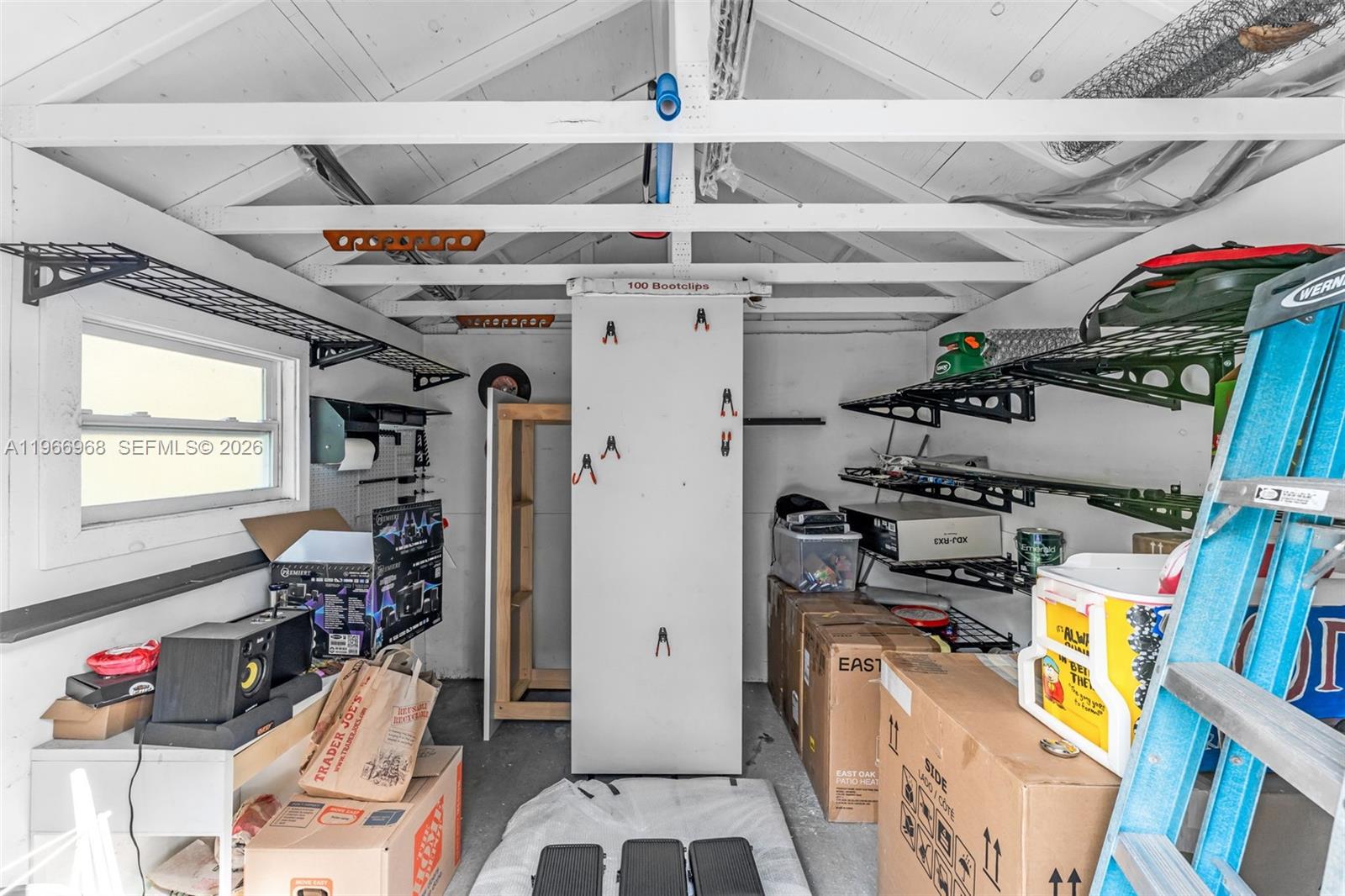 CAROLE HELMS MANOR - Residential