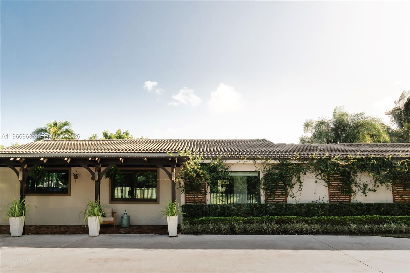 CAROLE HELMS MANOR - Residential