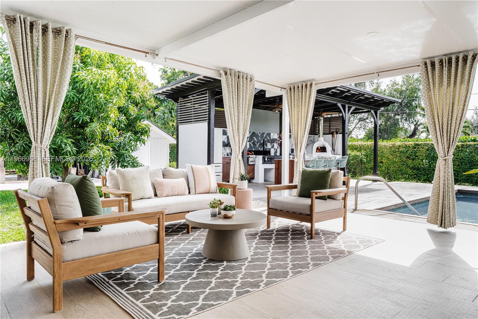 CAROLE HELMS MANOR - Residential