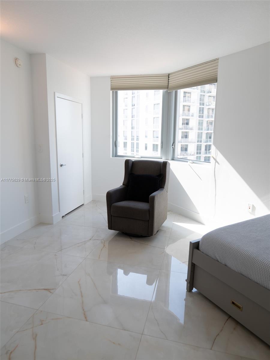 METROPOLIS II AT DADELAND - Residential