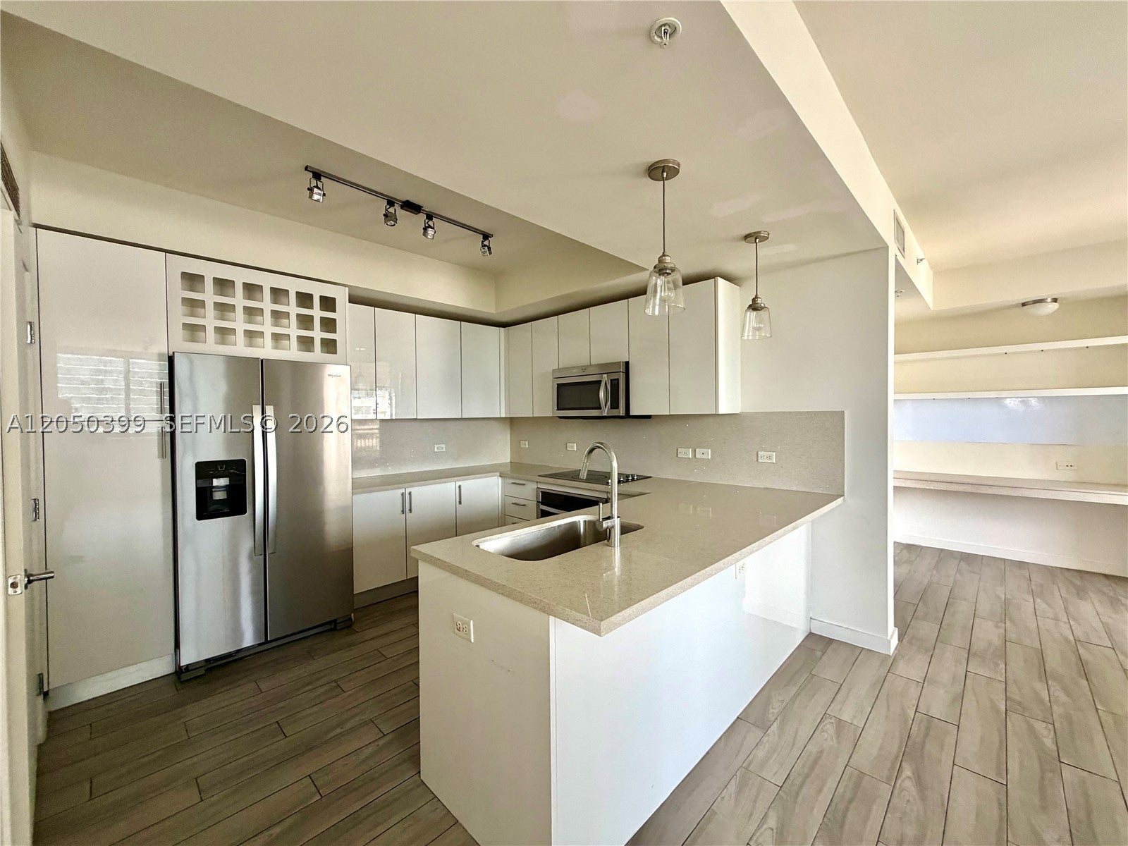 999 SW 1st Ave 1204