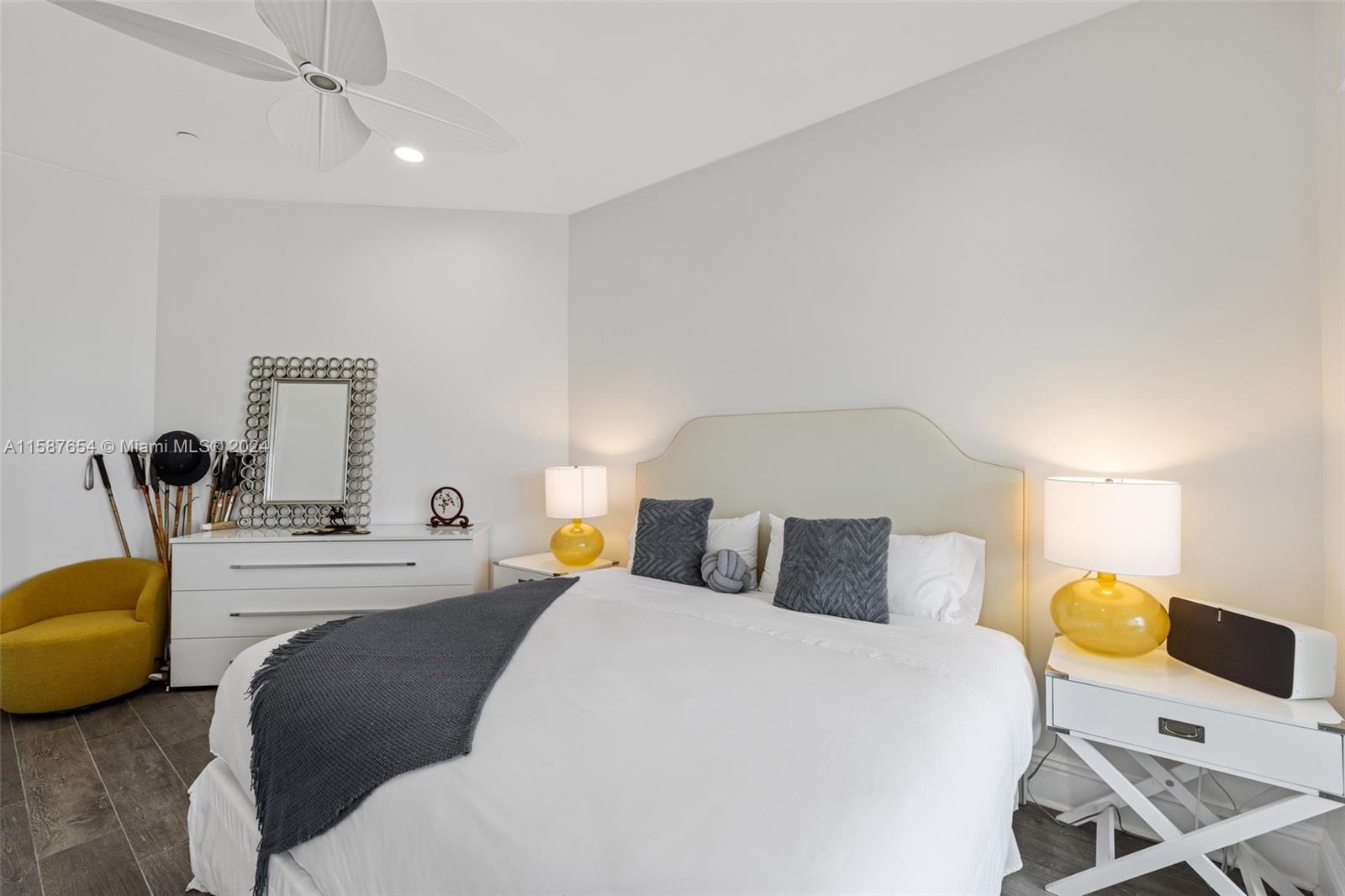 SEASIDE VILLAS CONDO - Residential Lease