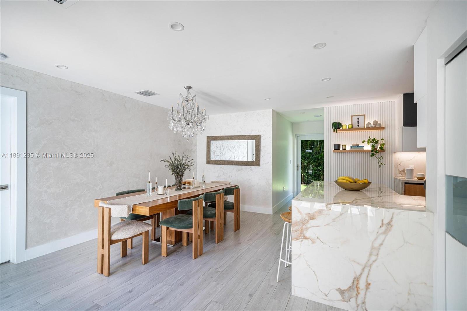 STUART TERRACE - Residential