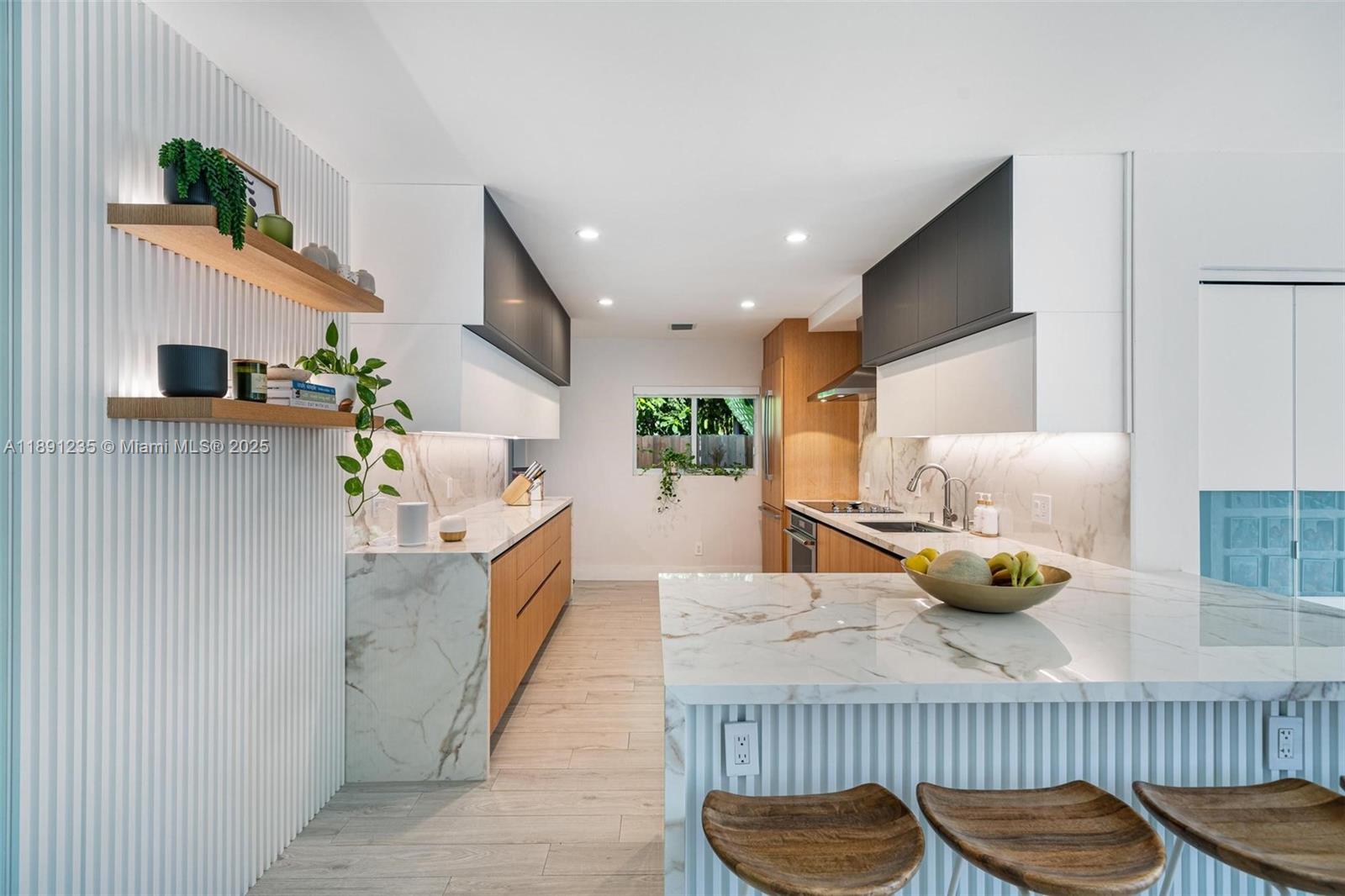 STUART TERRACE - Residential