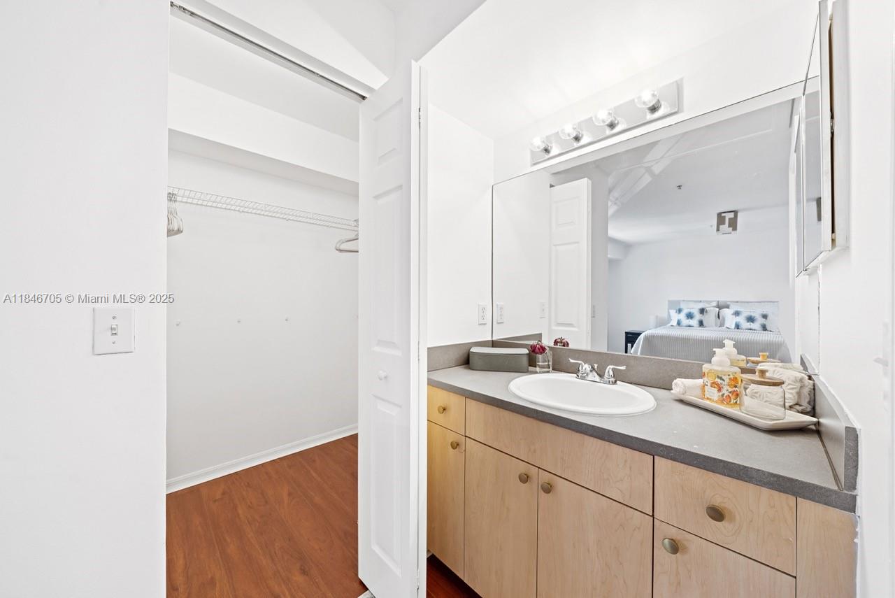 AVENTI AT AVENTURA CONDO - Residential