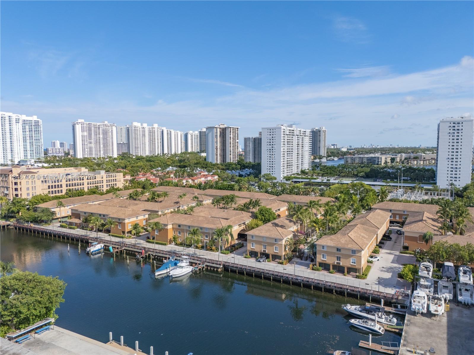 AVENTI AT AVENTURA CONDO - Residential