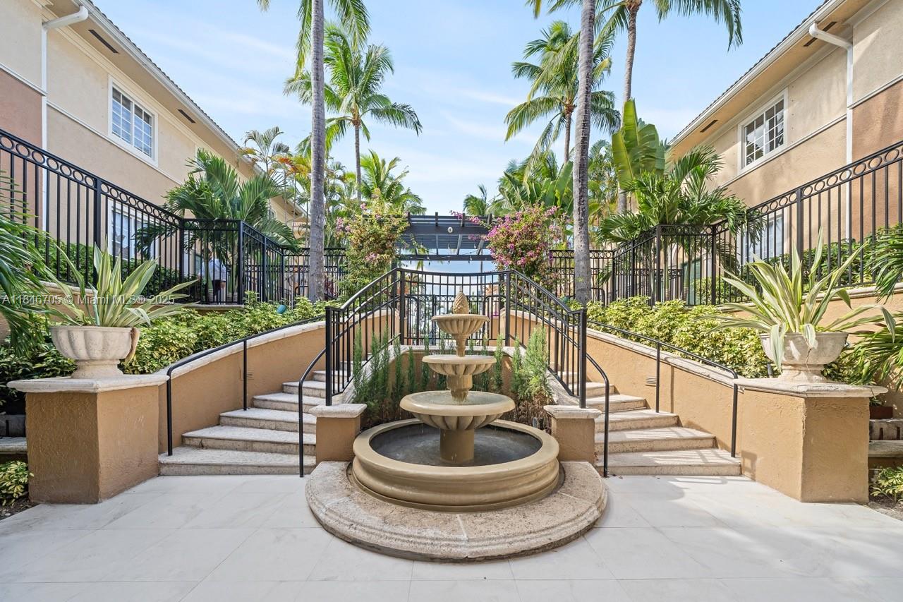 AVENTI AT AVENTURA CONDO - Residential