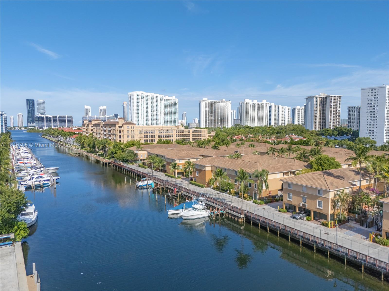 AVENTI AT AVENTURA CONDO - Residential