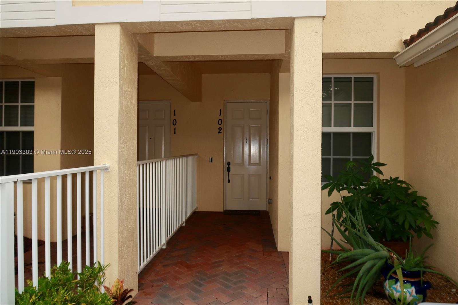 WINDJAMMER COVE CONDO - Residential Lease