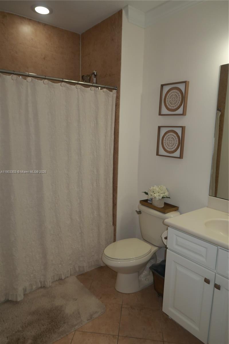 WINDJAMMER COVE CONDO - Residential Lease