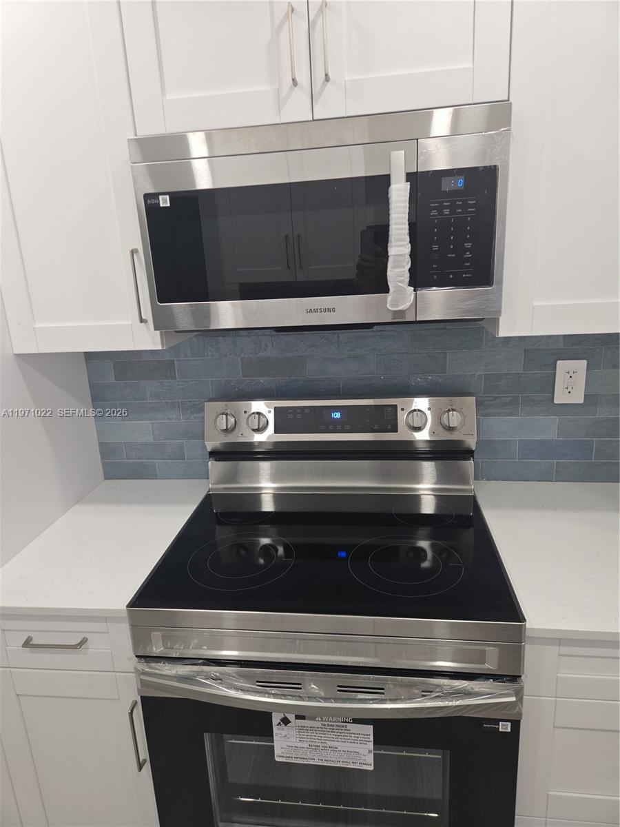 JILLSHAR-DARRYLCAR - Residential