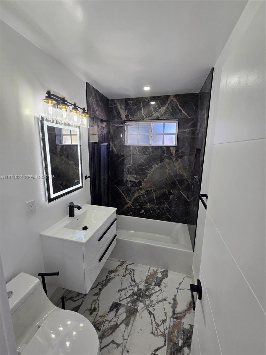 JILLSHAR-DARRYLCAR - Residential