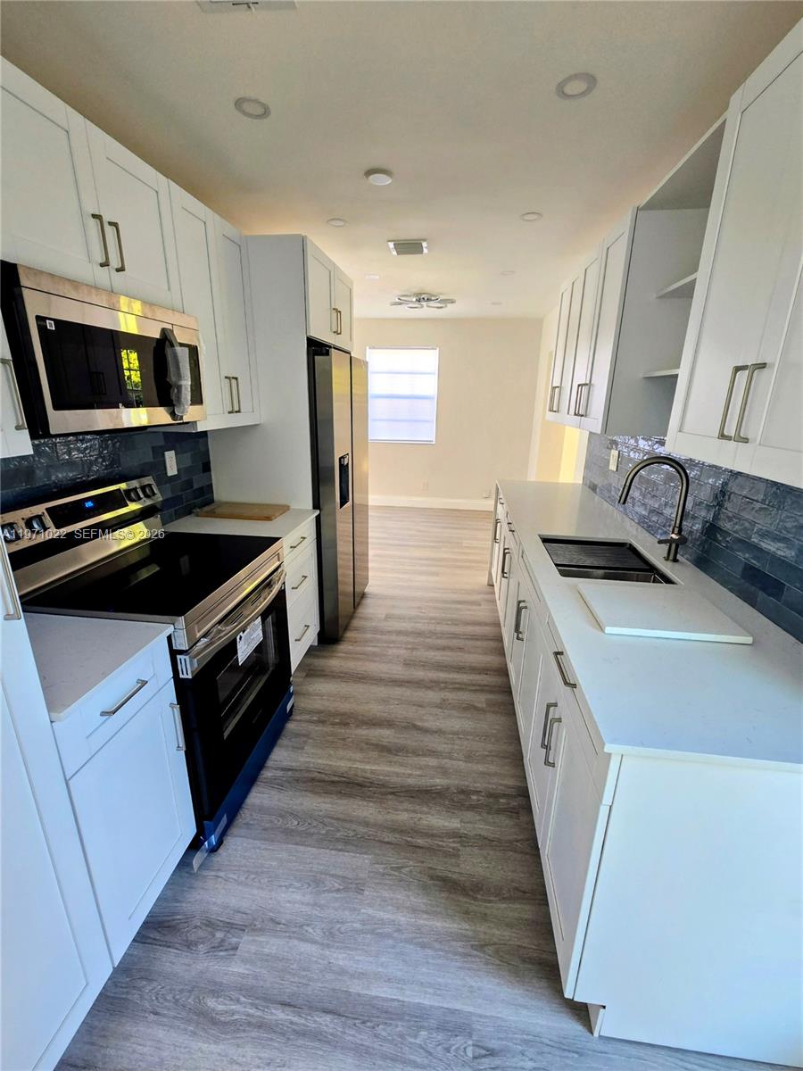 JILLSHAR-DARRYLCAR - Residential