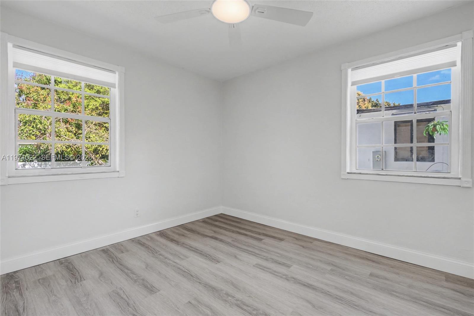 JILLSHAR-DARRYLCAR - Residential