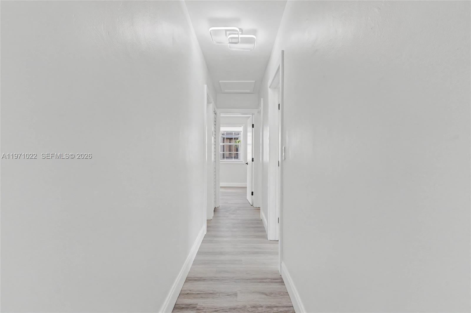 JILLSHAR-DARRYLCAR - Residential