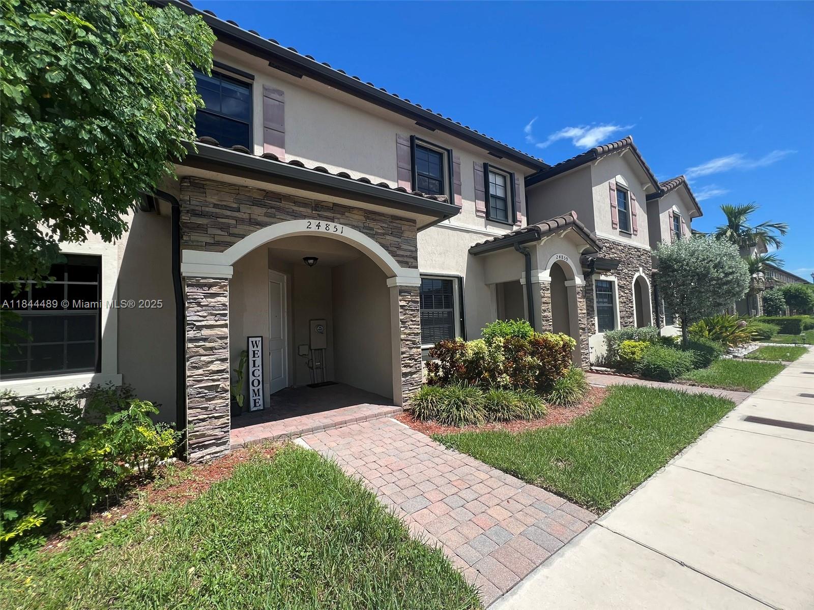 COCO PALM ESTATES - Residential