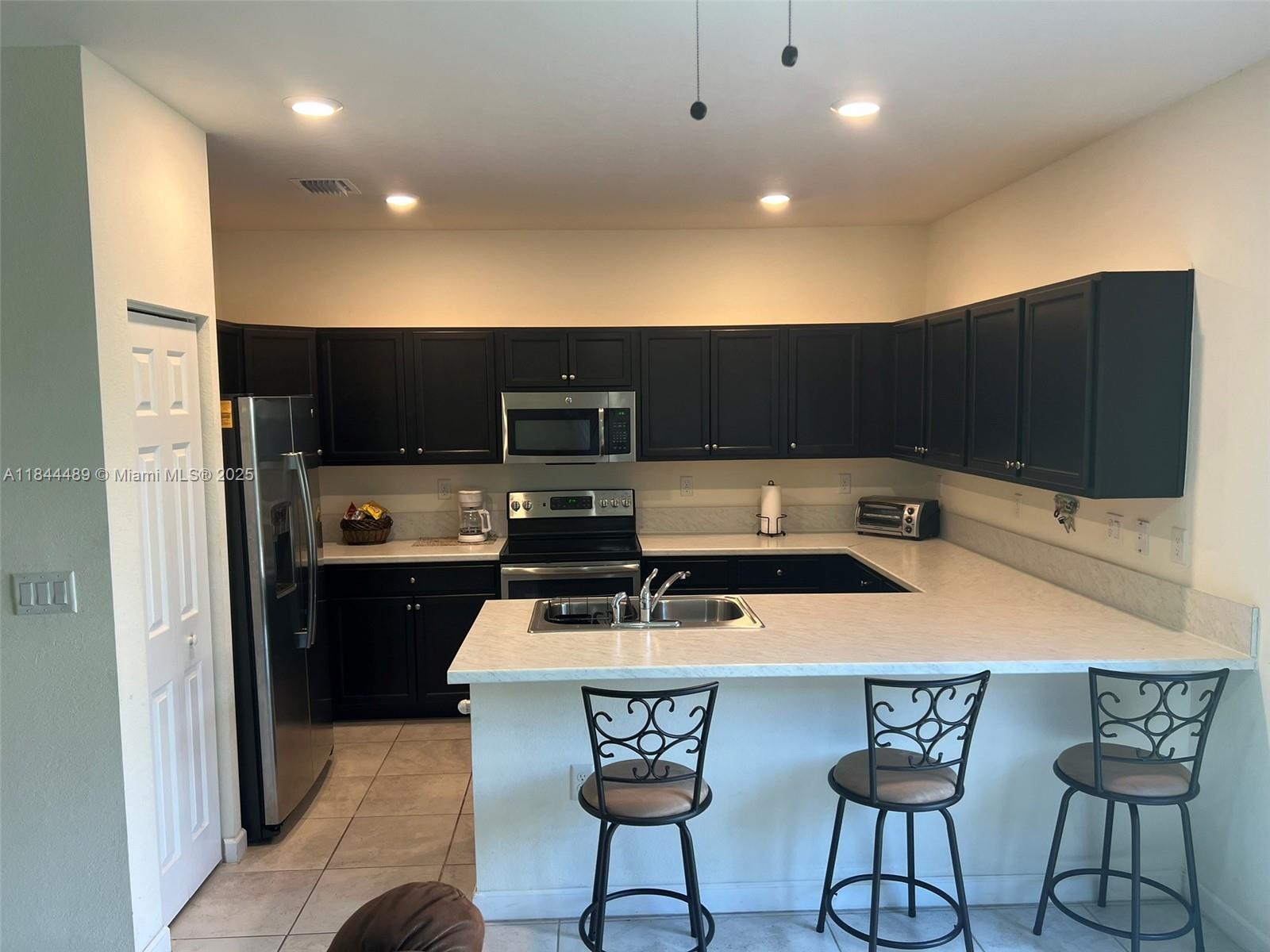 COCO PALM ESTATES - Residential