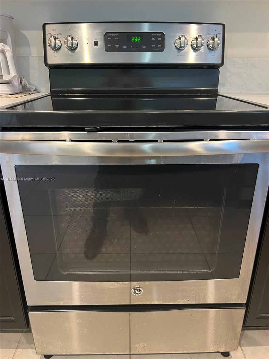 COCO PALM ESTATES - Residential