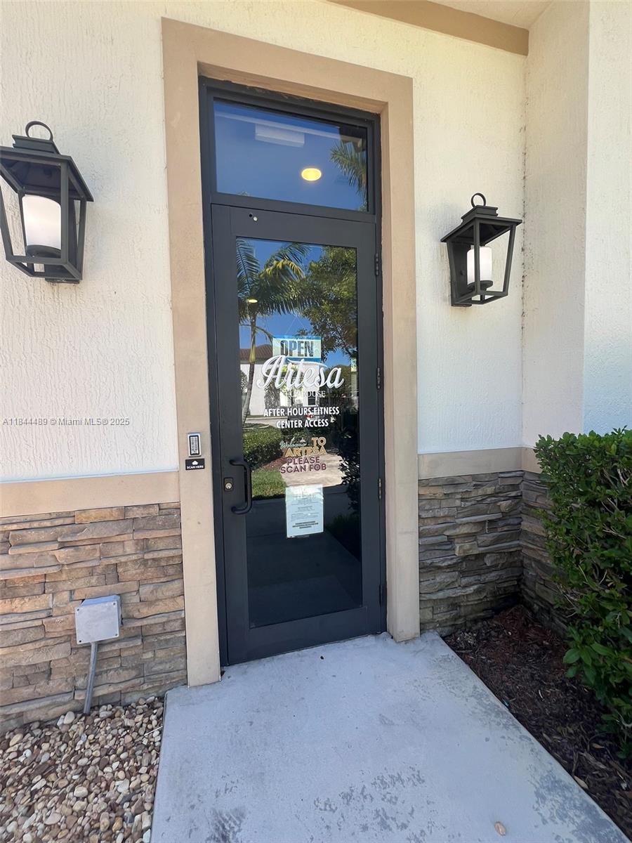 COCO PALM ESTATES - Residential