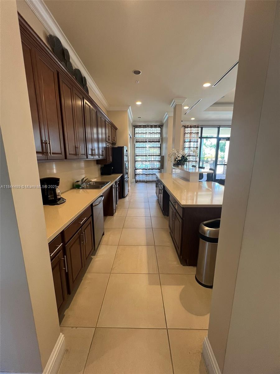 COCO PALM ESTATES - Residential