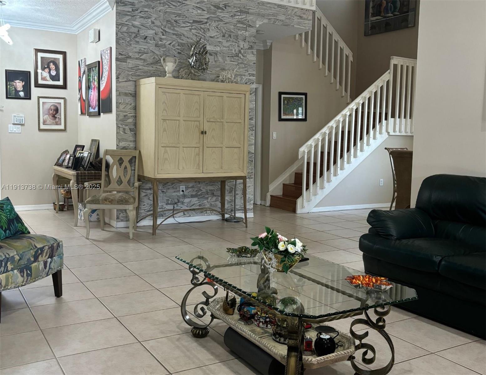 REPLAT OF COUNTRY LAKES - Residential