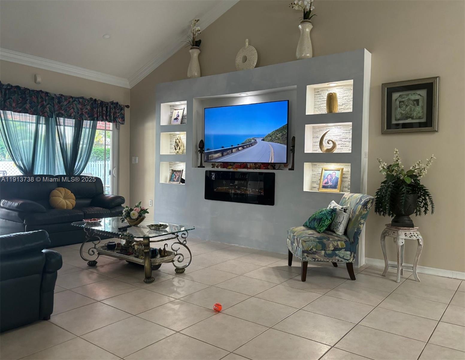 REPLAT OF COUNTRY LAKES - Residential