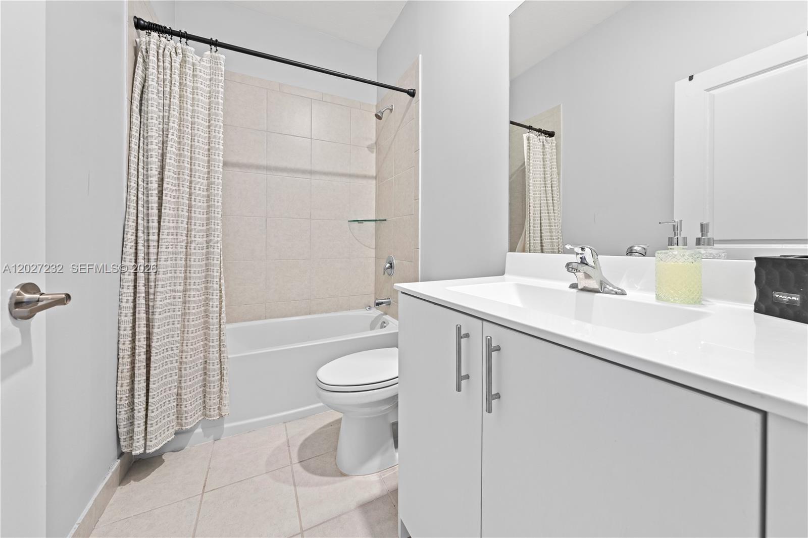 KENDALL ASSEMBLAGE SOUTH - Residential